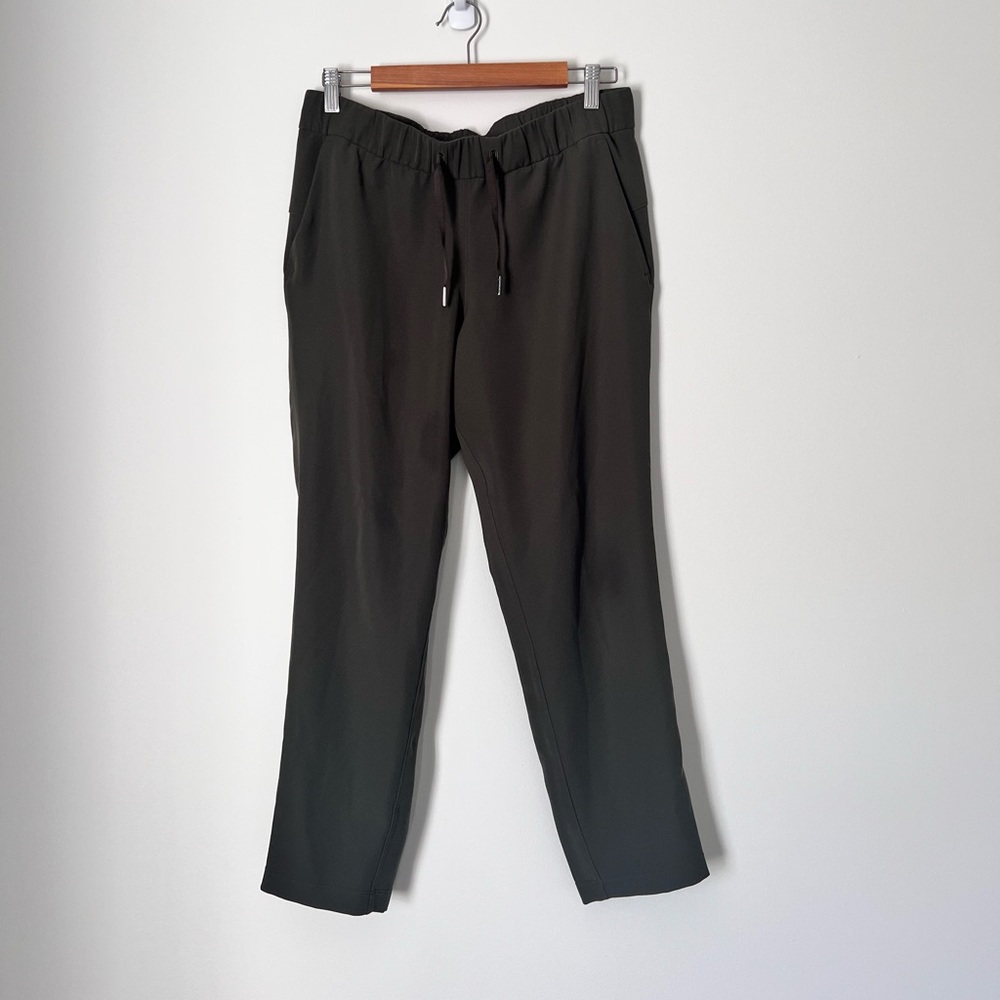 Lululemon green pants